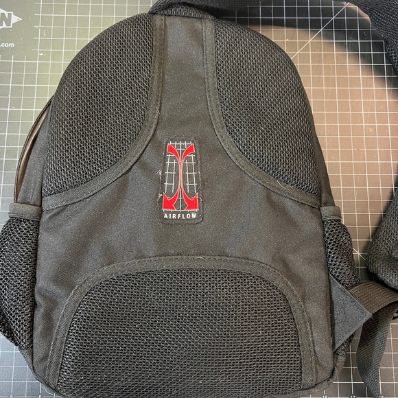 VGUC Swiss Gear mini bag - Picture 2 of 9